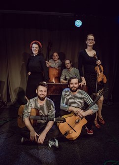 Django Jet- Brno -Cabaret des Péchés, Dominikánské náměstí 2, Brno