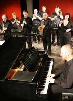 F DUR JAZZ BAND
