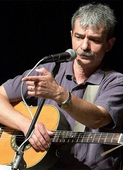 Pavel Dobeš