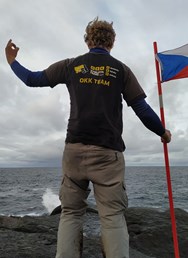 Pěšky za 70. rovnoběžku / Matěj Kratochvíl