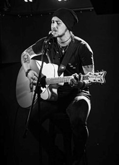 Koncert ArtCafé - Tomáš Mrština