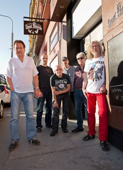 Folk Team