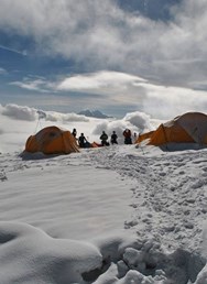 Pakistán, výstup na Gasherbrum 2, 8035m