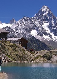 ONLINE: Chamonix a Tour du Mont Blanc (David Hainall)