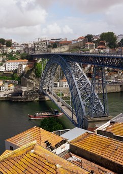 ONLINE: Portugalsko ze severu na jih (Petra Nováková)