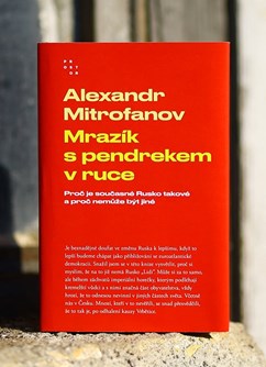 Mrazík s pendrekem v ruce