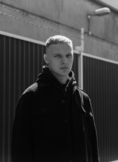 Viktor Sheen