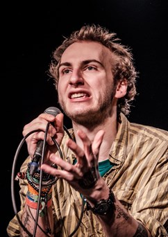 Letní terasa se SLAM POETRY