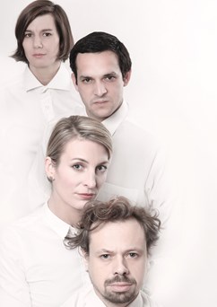 Divadlo - Bůh masakru