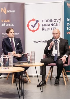 Oldřich Dědek a Lukáš Kovanda (debata o euru)