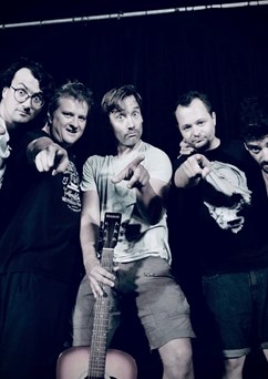 Stand’artní kabaret – Vosto5