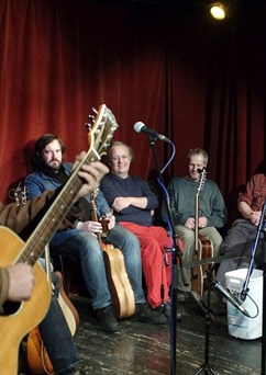 Tradiční jarní Festival písničkářů