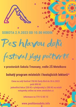 Pes hlavou dolů - jógový festival Teplice
