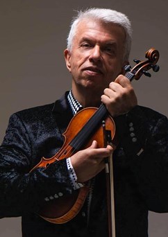 DVEŘE PODZIMU - Jaroslav Svěcený