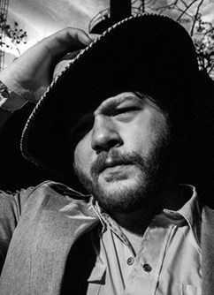Early James (USA), Tom Waits z Alabamy