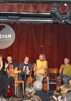 Podzimní festival písničkářů v Kaštanu