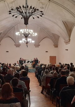 Jarní koncert plný jazzu, české filmové hudby a klasiky