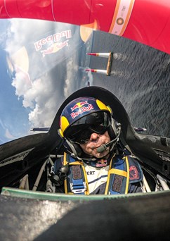 Martin Šonka - akrobatický pilot