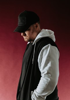 Macky Gee (UK)