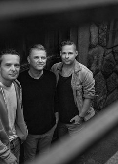 Robert Balzar Trio