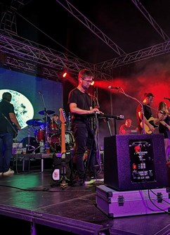 Bohemian Pink Floyd tribute