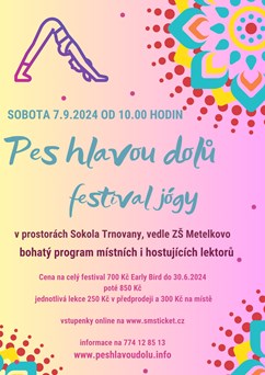 Teplický festival jógy - Pes hlavou dolů po páté