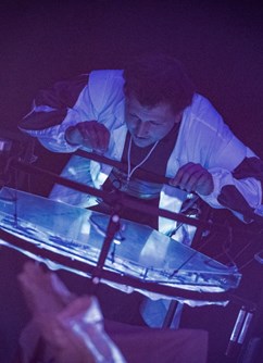 Geisslers Hofcomoedianten: Alchymisti - Zlatodějný teatrolab