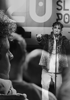 Slam poetry: VAŠEK Z AŠE SÓLO | Brno | feat. Secret Guest!