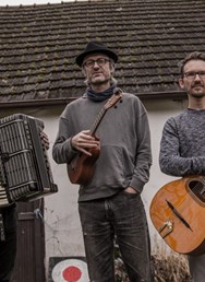 Mirek Kemel Trio - koncert v kavárně