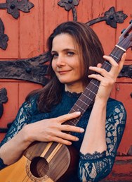 IBÉRICA: Marta Töpferová trio