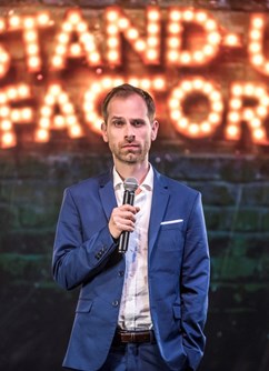 Jiří Charvát: Komik, který neexistuje