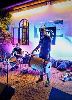 Noví kumpáni & Tubabu fila // Ponava