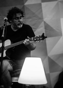 David Uher | koncert na terase