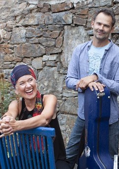 Irena Budweiserová a Jakub Racek