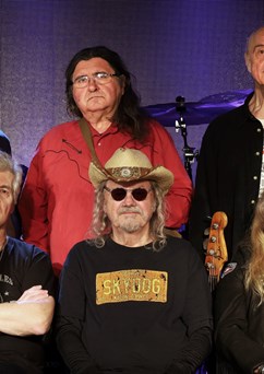 Žlutý pes – Yellow Dog 30 let tour