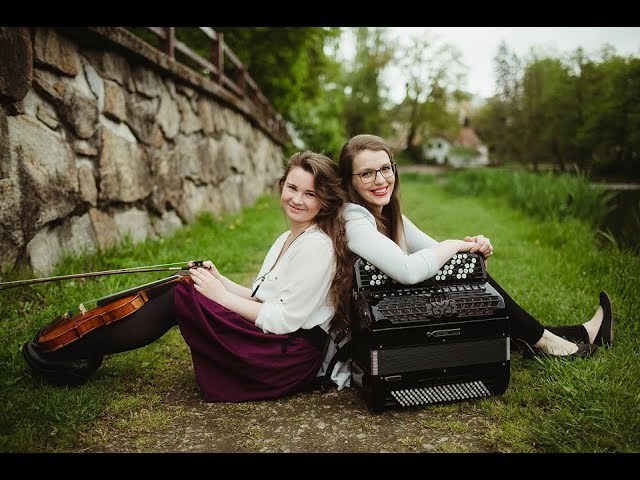 Duo Tesařová & Laštovičková (housle + akordeon)