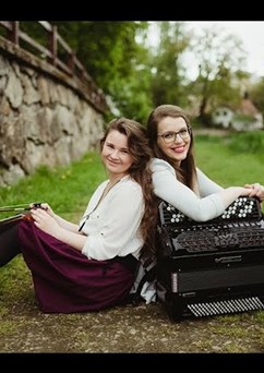 Duo Tesařová & Laštovičková (housle + akordeon)