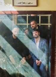 Květy hrají Psí vojáky - přidaný termín