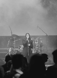 Já a spol., The Bullets, Hlýna