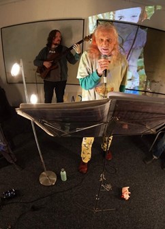 Garlicground & Putrescin // Ponava