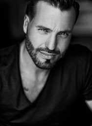 Václav Noid Bárta & Bek Bek Clan a Sára Milfajtová a The People