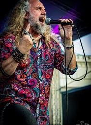 Koncert legend / Framus Five (CZ) + Praying Mantis (GB)