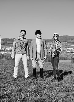 Koňe a Prase | Kpt. Krab