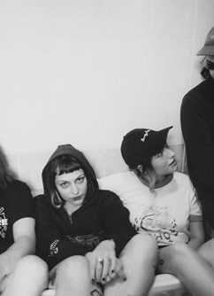 9 let Kafary: Timber Rattle, DOHOR, buchty / nouze, Oměj