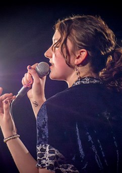 Slam Poetry exhibice Brno - Výběr z Finále MČR 25
