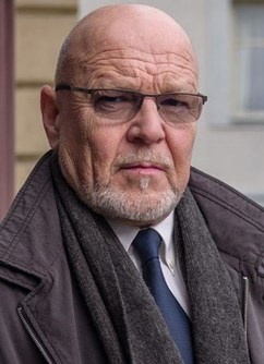 Marek Vašut "Káťa a krokodýl aneb 55 let v šoubyznysu"