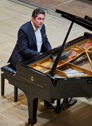 3. koncert - kompletní Mozartovy sonáty pro housle a klavír 