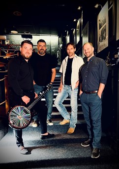 David Benda & Sebastellar