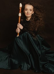 Nástroj andělů i smrti Michaela Koudelková & silentium!