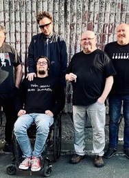 BUTY: 40 let na scéně